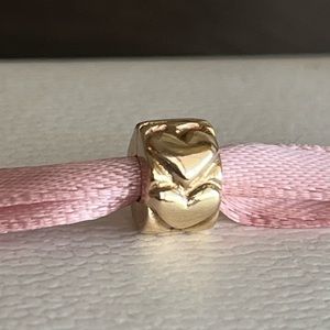 Pandora 14k Gold Heart Clip